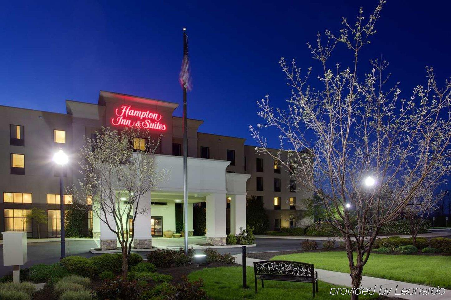 Hampton Inn & Suites Ephrata - Mountain Springs Exterior photo